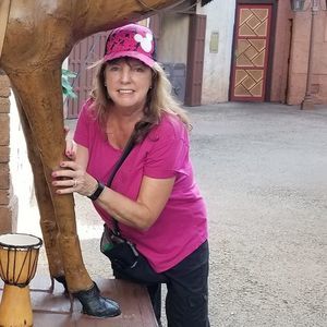 Meet your Posher, Donna